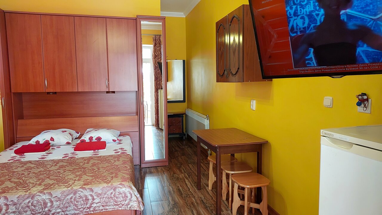 Гостиница Отдых у Александра Геленджик