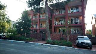 Гостиница Отдых у Александра Геленджик стандарт 2+1 с раздельными кроватями-9