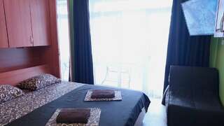 Гостиница Отдых у Александра Геленджик полулюкс небольшой с балконом-2