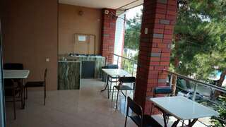 Гостиница Отдых у Александра Геленджик Стандарт с террасой-12