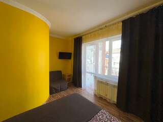 Гостиница Отдых у Александра Геленджик Полулюкс с балконом 2+2-10